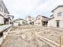 閑静な住宅街の一角に位置し、理想の住まいを形にするためのゆとりある広さが確保された敷地です。