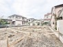周辺の落ち着いた街並みと調和する、ゆとりある敷地が新しい暮らしの可能性を広げてくれます。