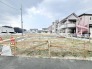 周囲の視界がほどよく開け、これからの暮らしを自由に描けるゆとりある空間が広がっています。