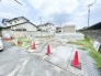 新しい住まいをここから描き出す、ゆとりある広さを確保した整形地の風景です。