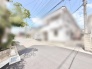 落ち着いた街並みにとけ込む、穏やかな日常が流れる住環境がここにあります。