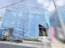完成に向けて着々と工事が進む、新しい暮らしの始まりを予感させる穏やかな佇まいです。