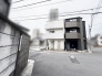 洗練された佇まいが街並みに溶け込み、毎日の帰宅を心地よく迎えてくれる外観です。