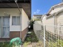 車通りの少ない閑静な住宅地、のびのびした子育てに適します。
