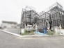 新しい暮らしの形を丁寧にカタチにしていく丁寧な施工風景が広がります