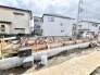 新たな暮らしへの期待が高まる、これからの建築に向けた丁寧な下地づくりが進む現地です。