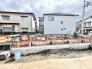 確かな構造で家族の未来を支える基礎工事が進む安心感のある敷地風景