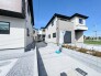 不整形地ながらも、多めの駐車スペースを確保しました。

