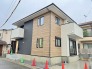 角地につき、開放感に恵まれる住居がここに。
