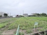 空と大地が広がる伸びやかな環境で、ゆったりとした時間の流れを感じながら新しい暮らしを想像できる場所です。