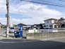 北側隣は月極駐車場。建物がないので
開放感があります。