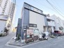 幹線道路から１本入った現地は、想像以上に静かに感じられます。
