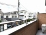 らくらくお洗濯を助ける広いバルコニー。
