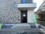洗練された外観に、穏やかな時間が流れる住まい。