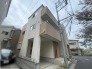 閑静な住宅地で、小さなお子様がいるご家族にも安心。
