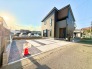 車の通りも少ない閑静な住宅地。子育てにも、第二の人生にも。
