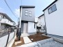モダンな外観に、開放感あふれる住まい。
