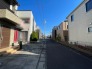 武里駅まで徒歩１５分。この距離だと、運動不足も少し解消されるかも。
