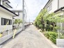 緑豊かな街並みに、穏やかな時間が流れる住まい