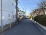 静かな街並みに、穏やかな時間の流れを感じる住まい。