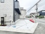 すっきりと整えられた外観と、ゆとりある敷地が日々の暮らしに心地よい余白をもたらします。