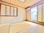 心穏やかに過ごせる、伝統的な素材が織りなす素朴で落ち着いた空気感に満ちた空間です。