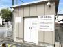 周囲の緑が心地よく、静かで穏やかな空間が広がります。