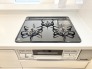 無駄なく機能的な、日々のお料理を彩るキッチン空間