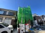 新たな住まいの誕生へ向けて、着実に整備が進められている落ち着いた街並みの一画です。