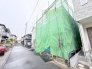 静かな街並みに、新しい暮らしが育まれる空間。