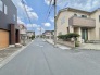 空の広がりを感じる穏やかな住宅街が、日々の暮らしに心地よい静けさとゆとりをもたらしてくれます。