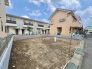 周囲の街並みと調和する穏やかな住環境の中で、自分らしい理想の暮らしを形にできるゆとりの敷地です。