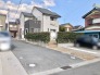 小学校が近く、のどかな環境が子育てに最適です。
