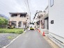 落ち着いた街並みに溶け込む、端正で清潔感のある佇まいが日常に心地よい安らぎをもたらします。