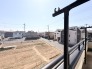 見晴らしの良い眺望が、心地よい開放感をもたらす空間