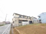 幹線道路から１本入った現地は、想像以上に静かに感じられます。
