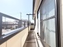 開かれた空間に心地よい風が通り抜ける、穏やかなひととき。
