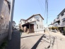 穏やかな住宅街に佇む、温かみのある住まい。