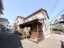 温かみのある木造りのテラスから、穏やかな日常が始まります。
