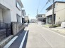 静かな街並みに、穏やかな時間が流れる住まい。
