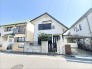 穏やかな空の下、ゆったりとした時間が流れる住まい。