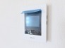 日々の暮らしの安全を守る設備が整っており、安心感のある住環境を整えています。
