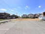 閑静な住宅地で、小さなお子様がいるご家族にも安心。
