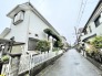 静かな住宅街に佇む、穏やかな邸宅