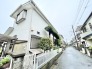 趣のある街並みに調和する、落ち着いた佇まいの住まい