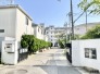 新緑の並木道が続く、清々しい通学路の風景 450m