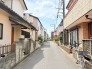 車の通りも少ない閑静な住宅地。子育てにも、第二の人生にも。
