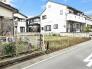 静かな住宅街に佇む、穏やかな暮らしを育む住まい。