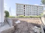 雄大な橋を望む、開放感あふれる敷地