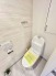 新しくお住まいになる方のことを考えて、トイレも新品に交換しました。
